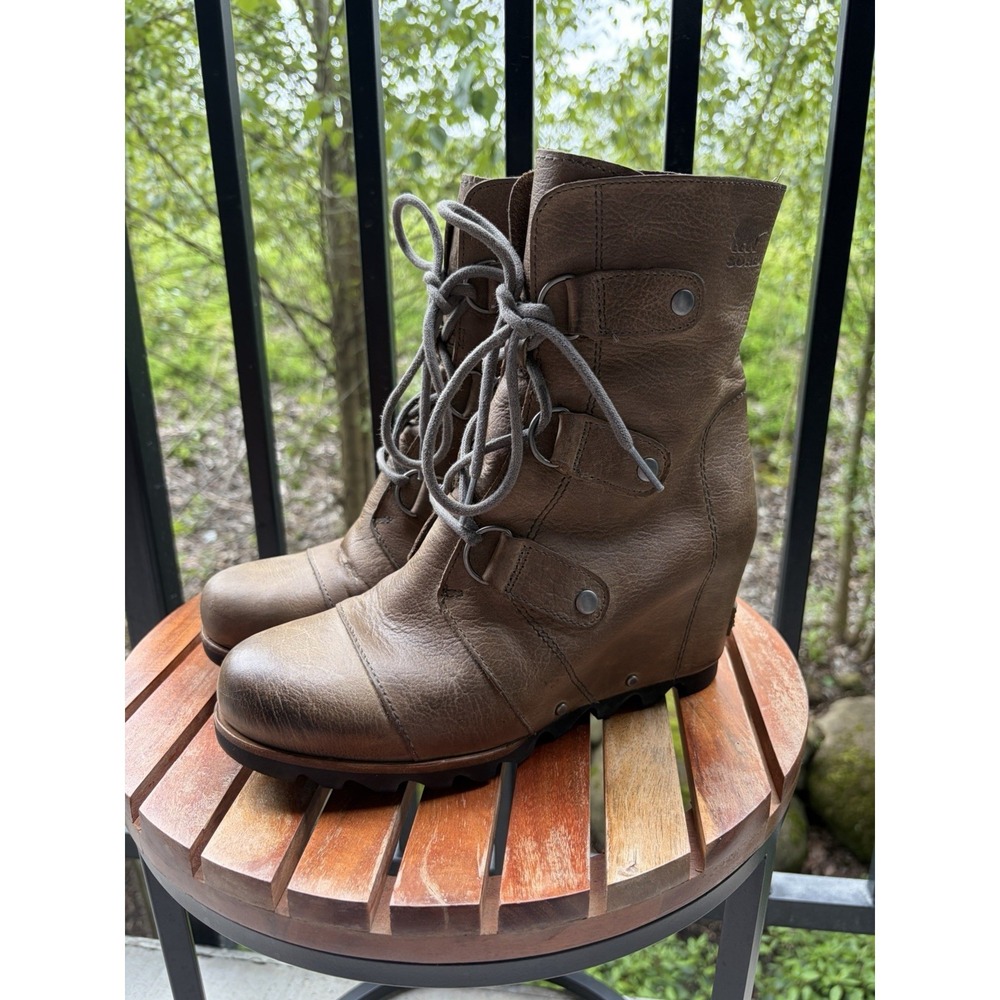 Sorel Joan of Arctic Boots Brown Leather Wedge Ankle Bootie NL2305-078 Size 8